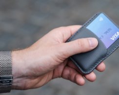 Т‑банк предупредил клиентов о возможных проблемах с картами Visa и MasterCard