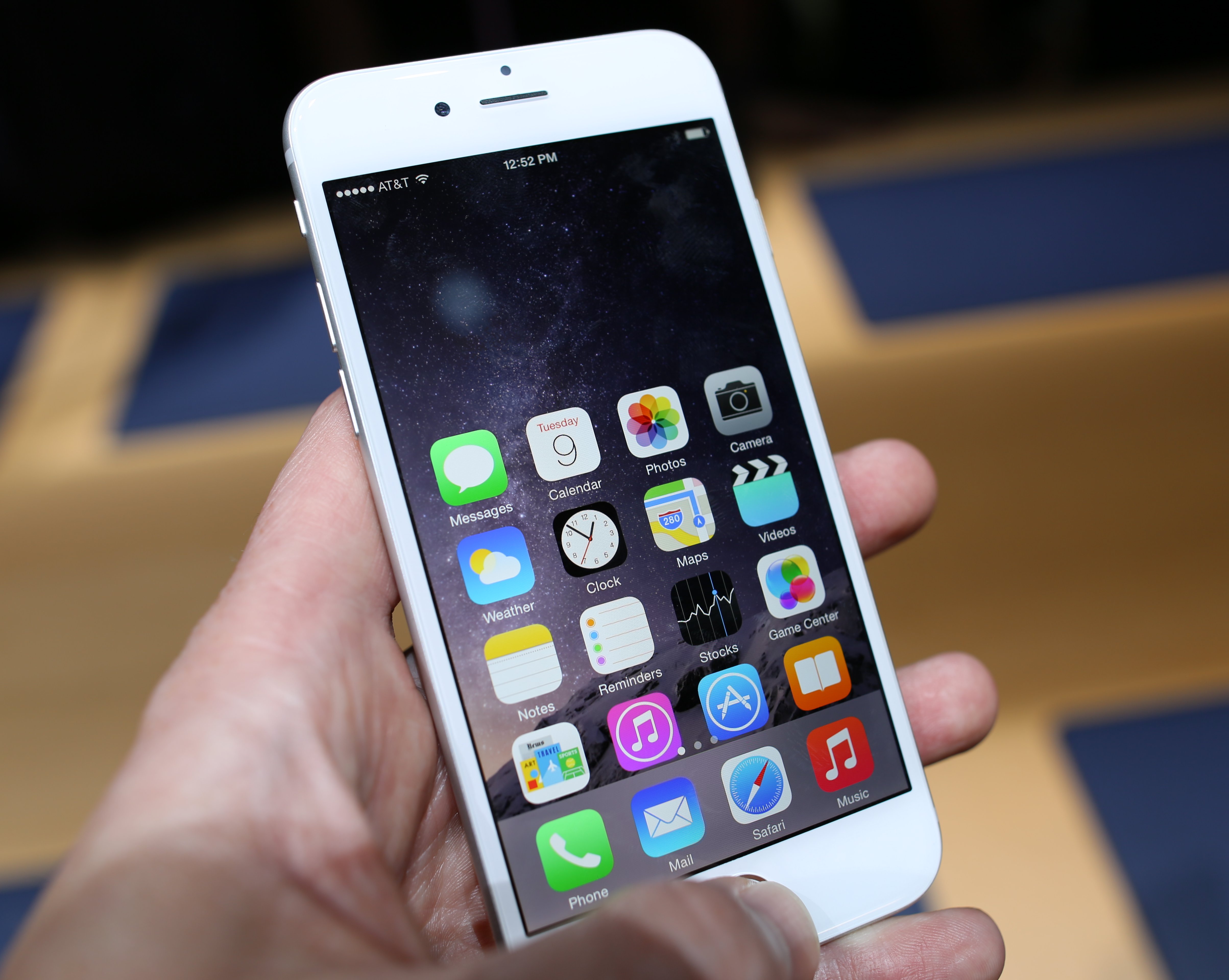 5 главных минусов iPhone 6 Plus